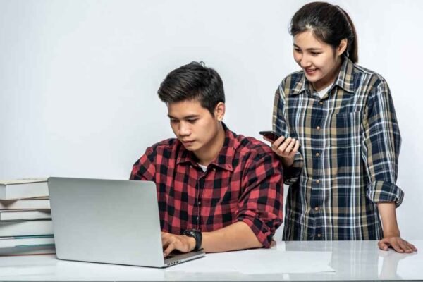 Choosing the Right Academic Tutor for A-Levels or IB 