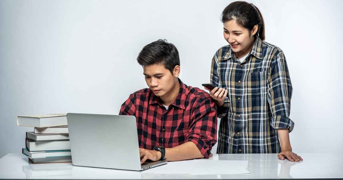 Choosing the Right Academic Tutor for A-Levels or IB 