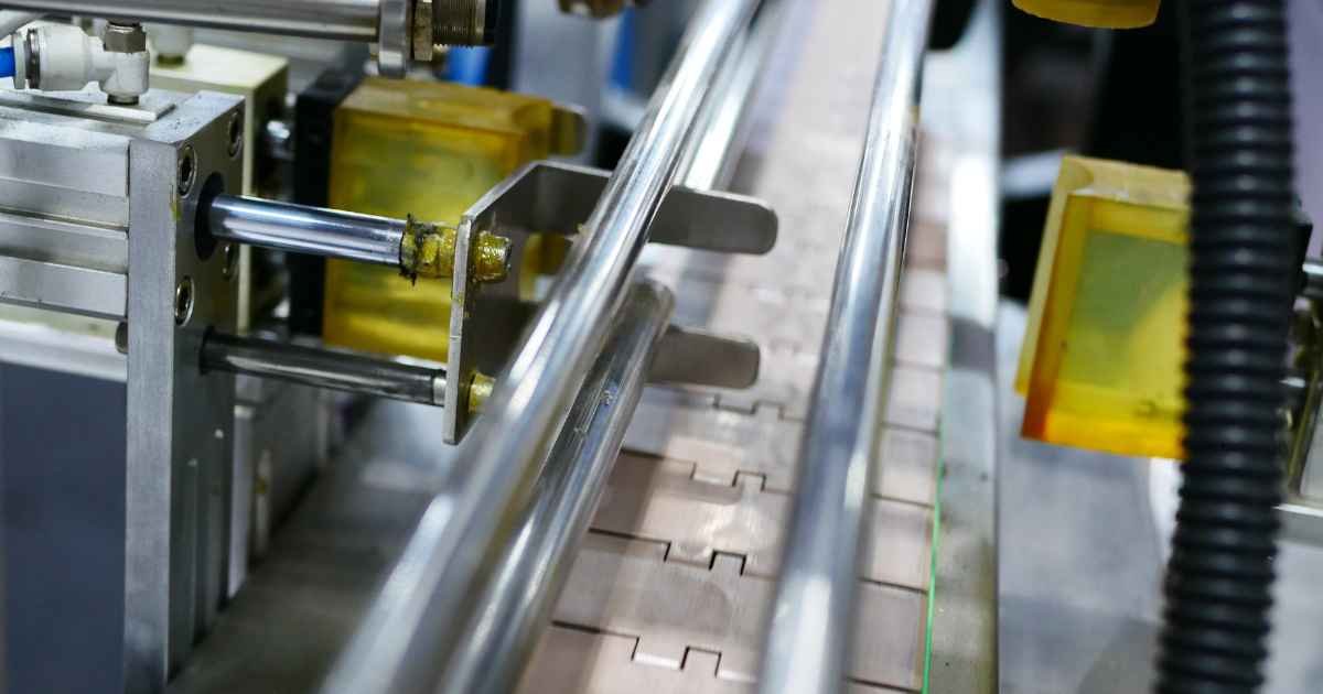 Automatic Capping Machine