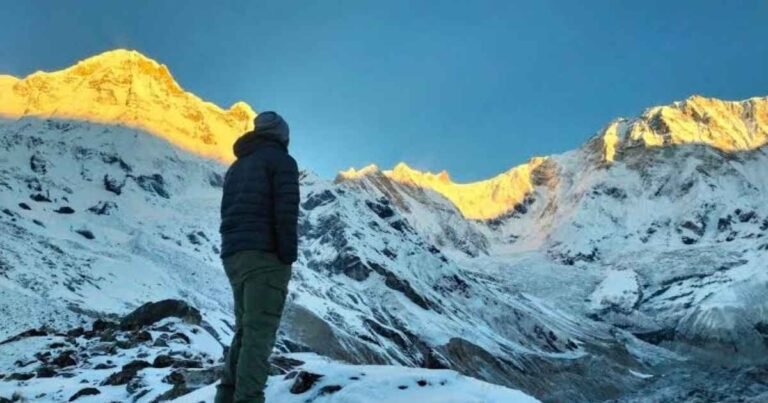 Annapurna Base Camp Trek vs Manaslu Circuit Trek