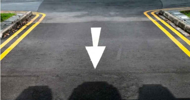 Professional Curb Painting in Ontario